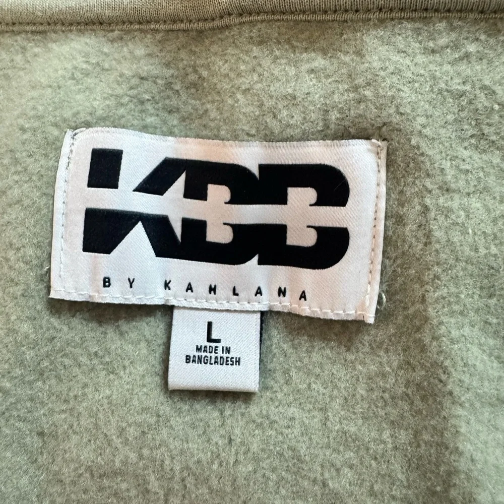 KBB By KAHLANA Sage Green Women's Zip-Up Hoodie NWOT - Picture 3 of 8